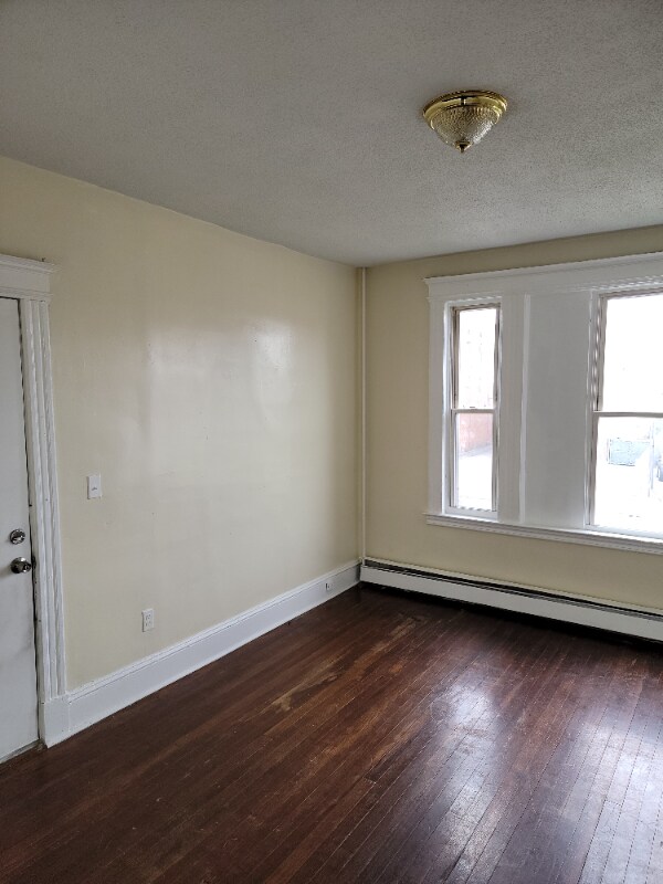 Foto del edificio - 464 Wethersfield Ave