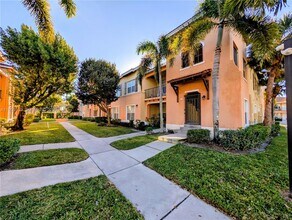 Building Photo - 3561 Forest Hill Blvd