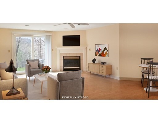 Primary Photo - 501 Lexington St