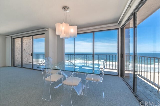 Building Photo - 727 Esplanade