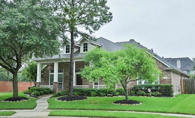 Building Photo - 24903 Kayvon Ct