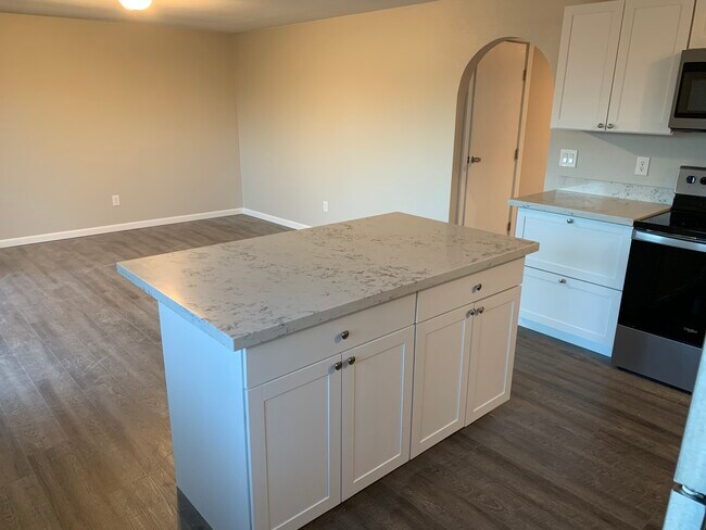 Foto del edificio - 2607 Crystal Springs Rd W