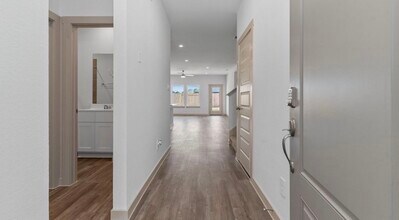 Building Photo - 1039 Great Barracuda Ln