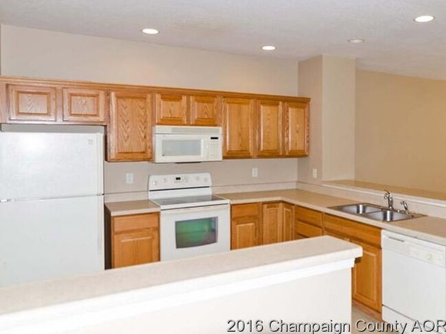 Foto del edificio - 2Bed/2Bath in SW Champaign