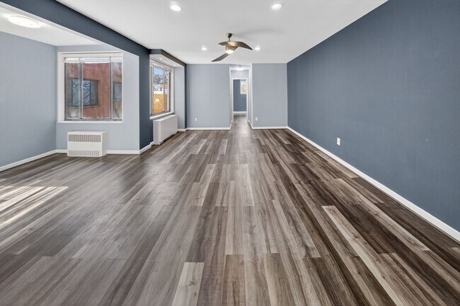 Foto del edificio - 5112 MacArthur Blvd NW