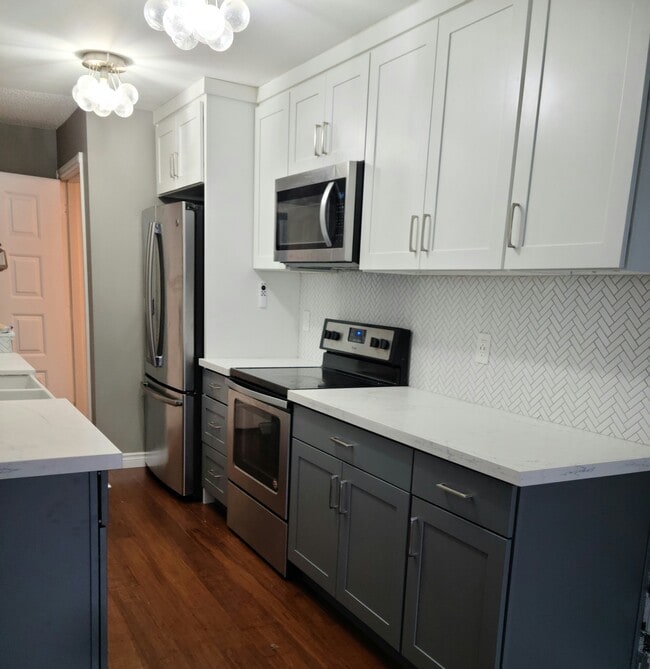 Foto del edificio - 17430 Ambaum Blvd S