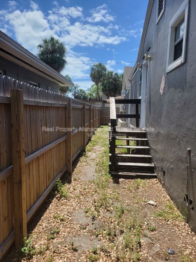 Photo - 618 17th Ave S Apartment