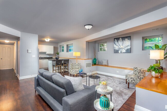 Foto del edificio - 4642 N Malden St
