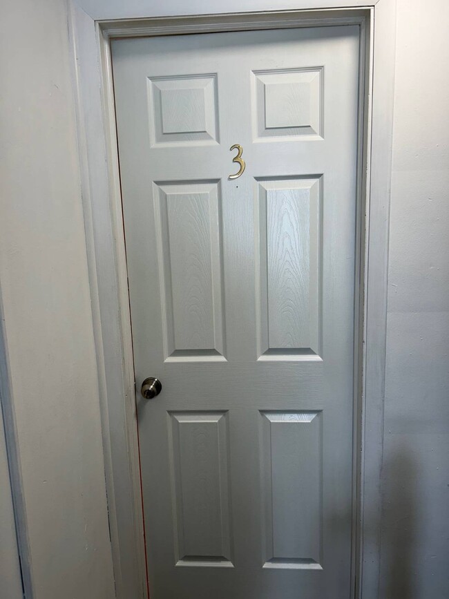 Building Photo - 55 Pancake Hollow Rd