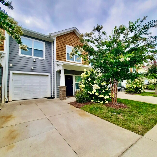 Building Photo - 1025 Baldwin Commons Dr