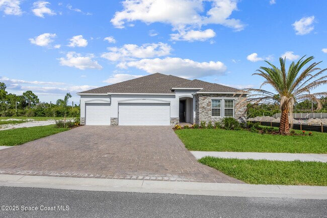 Building Photo - 6266 Moonrise Dr