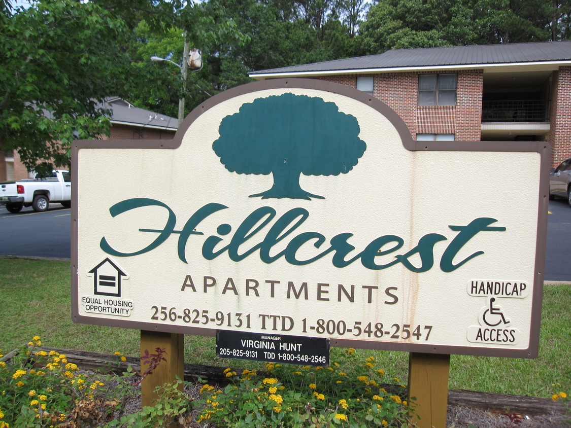 Foto del edificio - Hillcrest Apartments