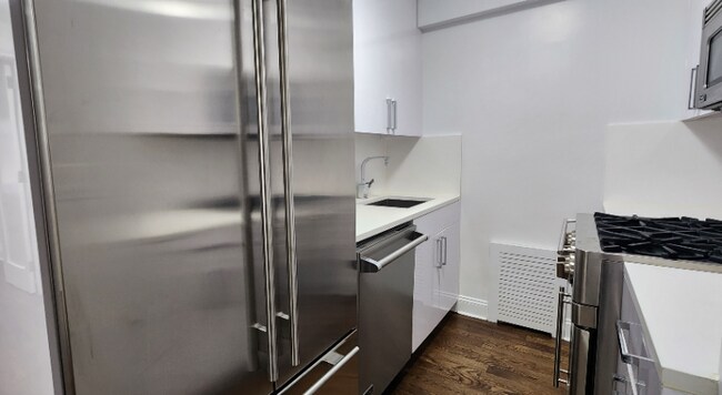 Foto del edificio - 40 E 56th St