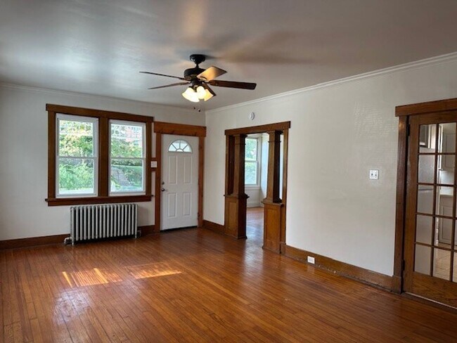 Building Photo - 2502 Hoffer St