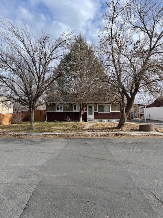 3 Bed 1 Bath Near Down Town Grand Junction - 3 Bed 1 Bath Near Down Town Grand Junction House