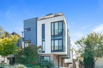 Building Photo - 2725 S Norman St
