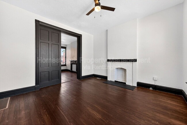 Building Photo - 3627 Missouri Ave
