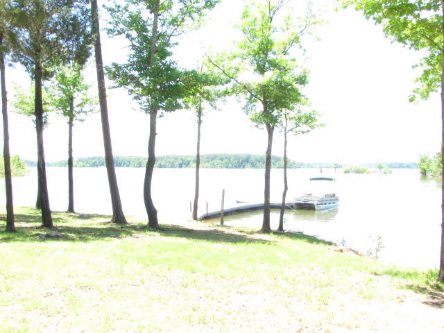 Building Photo - 1650 Merifield Dr