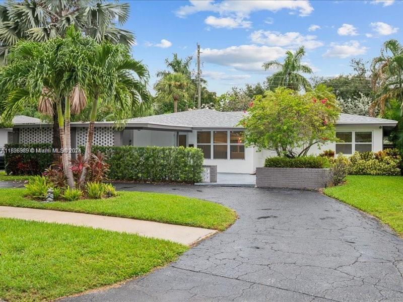 Foto principal - 2932 NW 8th Ave