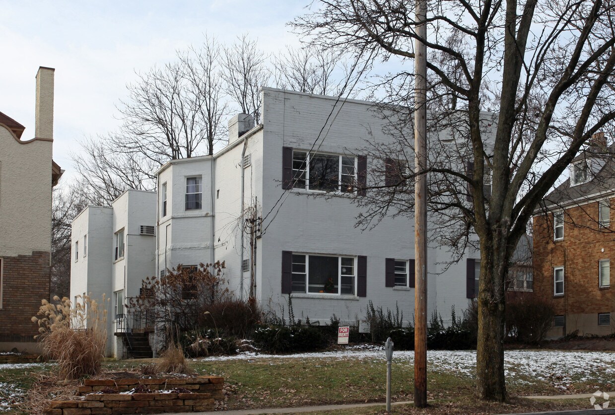 2615 Erie Ave, Cincinnati, OH 45208 Apartments in Cincinnati, OH