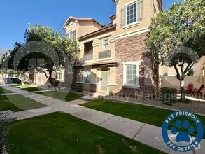 Building Photo - 4049 E Windsor Dr