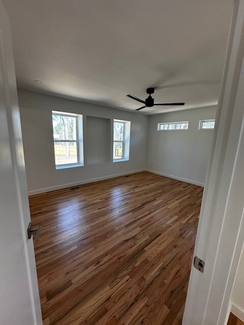 Foto del edificio - 190 Sedalia Ct