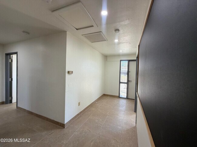 Foto del edificio - 1741 N 6th Ave
