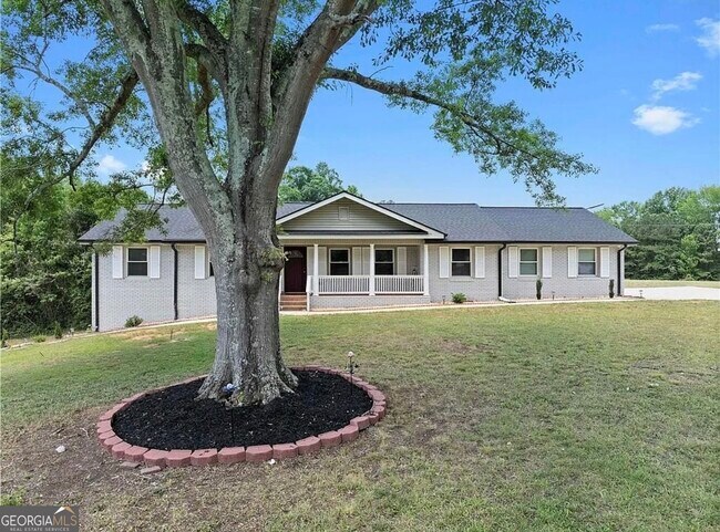 Foto del edificio - 5245 Stonewall Tell Rd