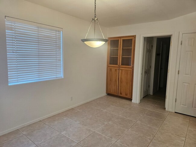 Building Photo - Unfurnished Long Term Pool & Spa