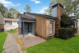 Building Photo - 12238 Wild Pine Dr