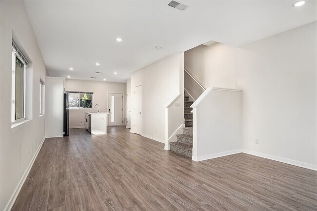 Foto del edificio - 937 Fulton St W