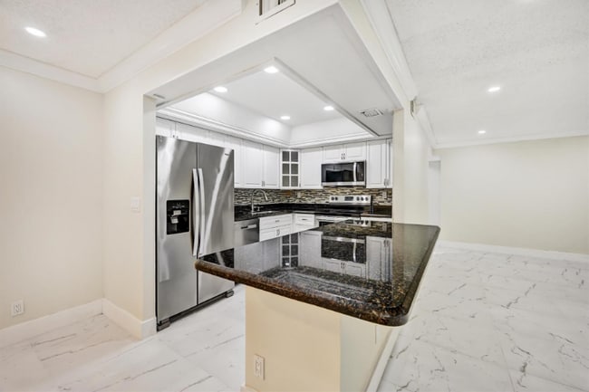 Building Photo - 3336 Quail Close