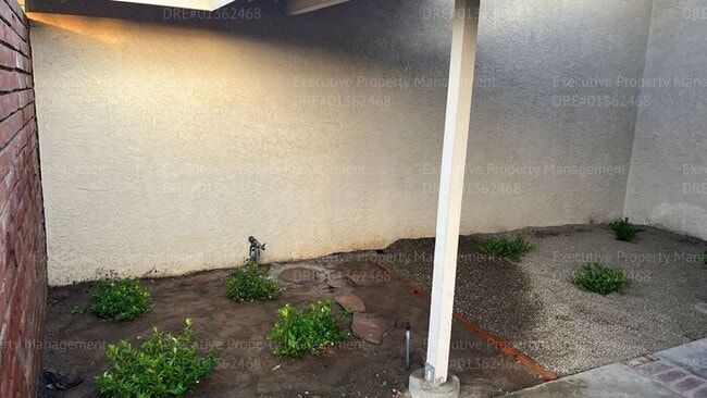 Foto del edificio - Remodeled 3 bedroom/ 2 bathroom home