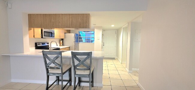 Building Photo - 1503 Palm Beach Trace Dr