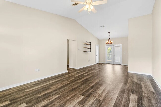 Building Photo - 3229 Atlas Dr