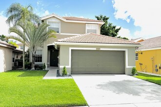 Building Photo - 3565 Danbury Ct