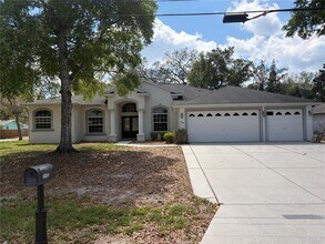 Building Photo - 9460 Hayward Rd