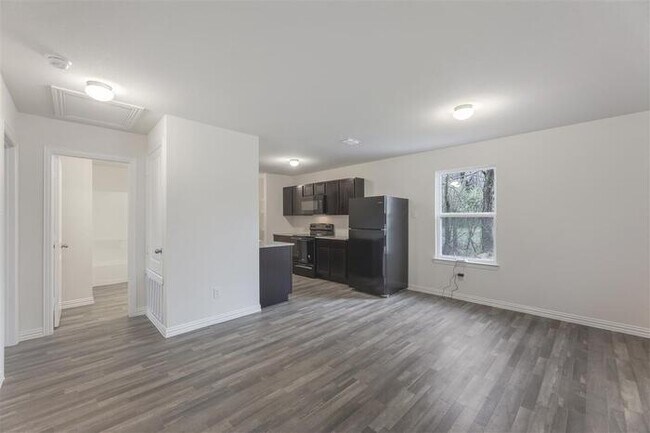 Foto del edificio - 218 Willowbrook Ave