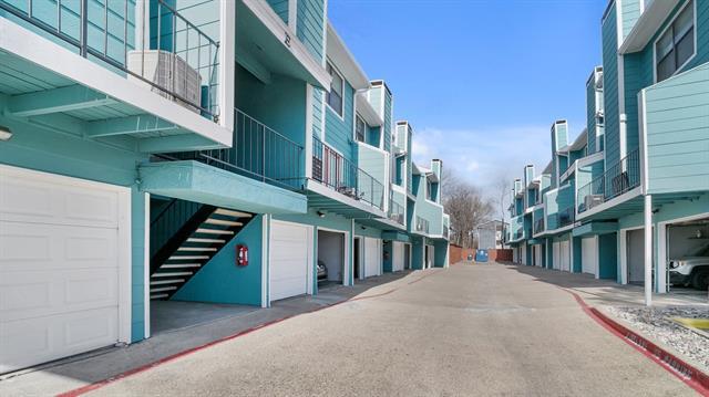 Foto del edificio - 5411 Columbia Ave