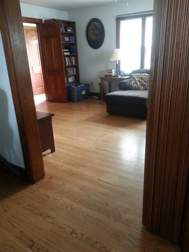 Foto del edificio - 7220 Elmwood Ave