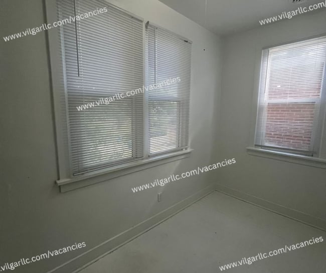 Building Photo - 3705 Adams St