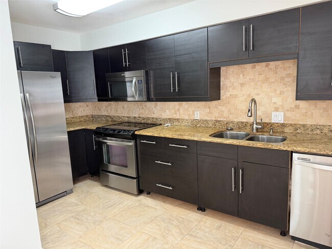 Foto del edificio - 10328 Longmont Dr