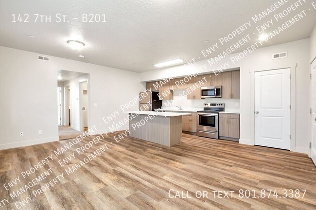 Foto del edificio - 142 7th St