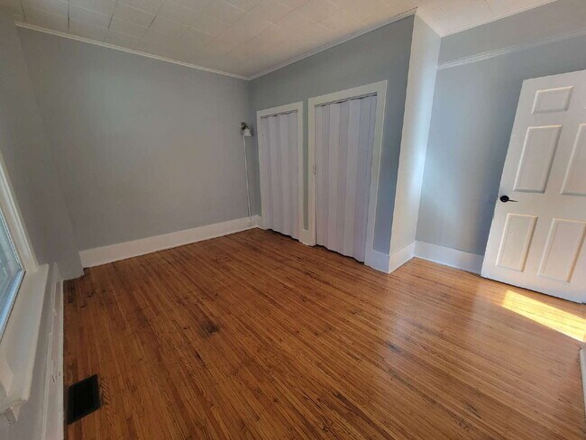 Foto del edificio - 3 Bedroom- Prime Rochester Location
