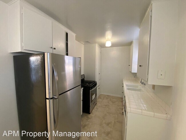 Building Photo - 2 br, 1 bath House - 566 1/2 Garfield