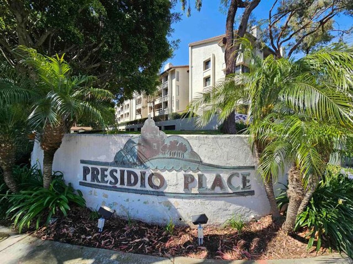 Foto principal - 2 Bed/2 Bath Condo for Rent at Presidio Pl...