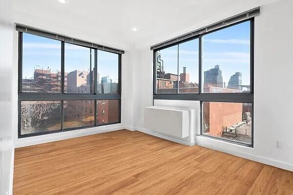 Building Photo - 38 Delancey St