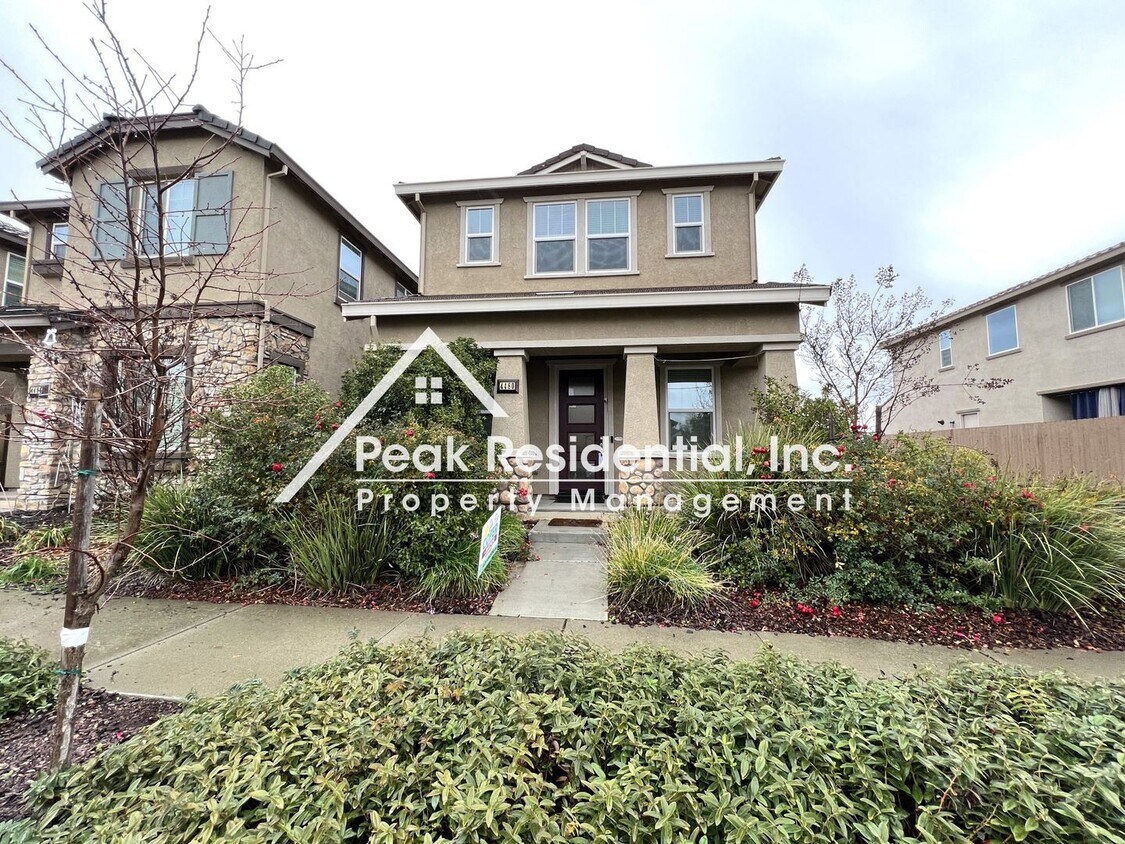 Primary Photo - 3 br, 2.5 bath House - 4480 Adriatic Sea Wy