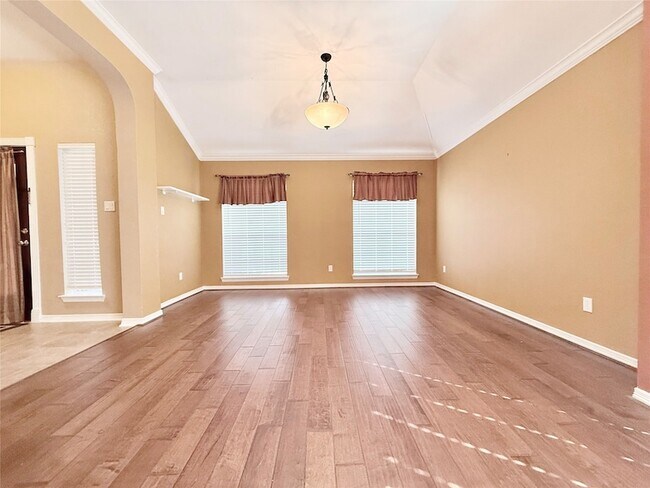 Building Photo - 7303 Slippery Elm Ln