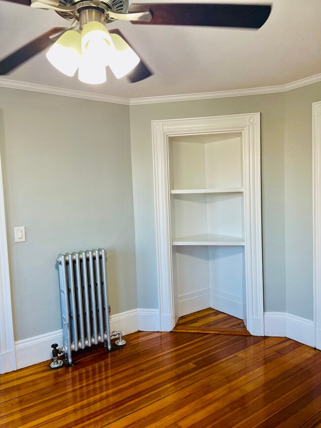 Building Photo - 47 W Wyoming Ave